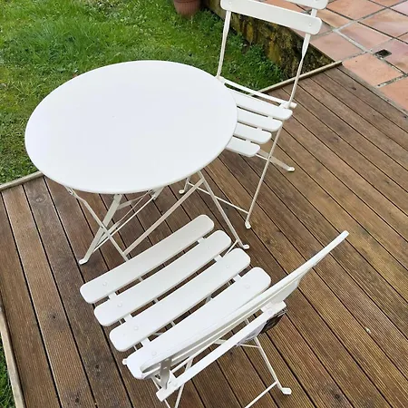 Апартаменты With Garden In Комильяс